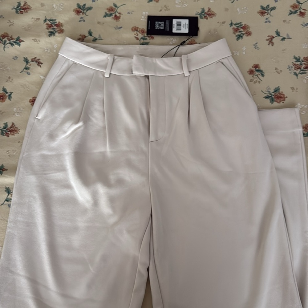 Cuts women bisque beige trousers